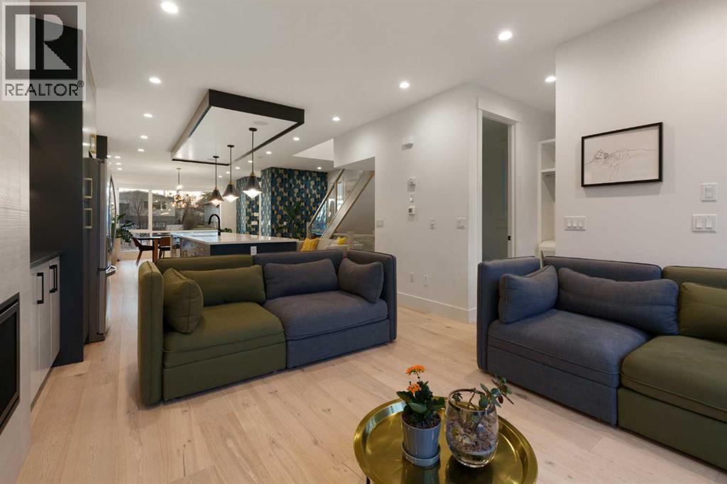 2412 23 Street NW, Calgary, Alberta  T2M 3Y2 - Photo 8 - A2303612