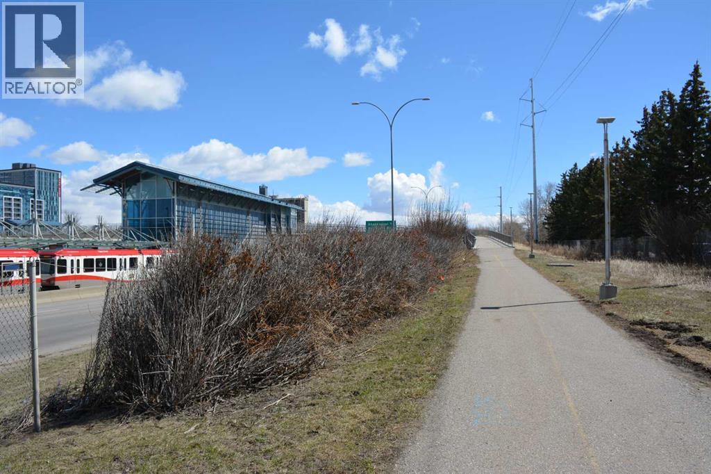 13, 803 Varsity Estates Drive Nw, Calgary, Alberta  T3B 4W5 - Photo 3 - A2304862