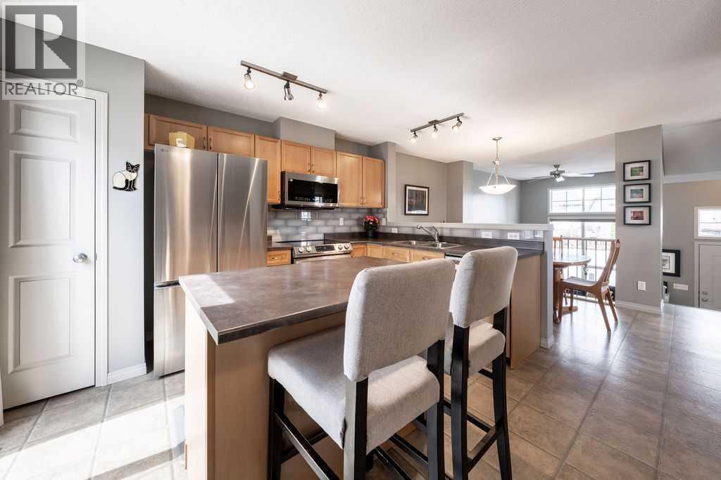 3038 New Brighton Gardens SE, Calgary, Alberta  T2Z 0A5 - Photo 12 - A2305096