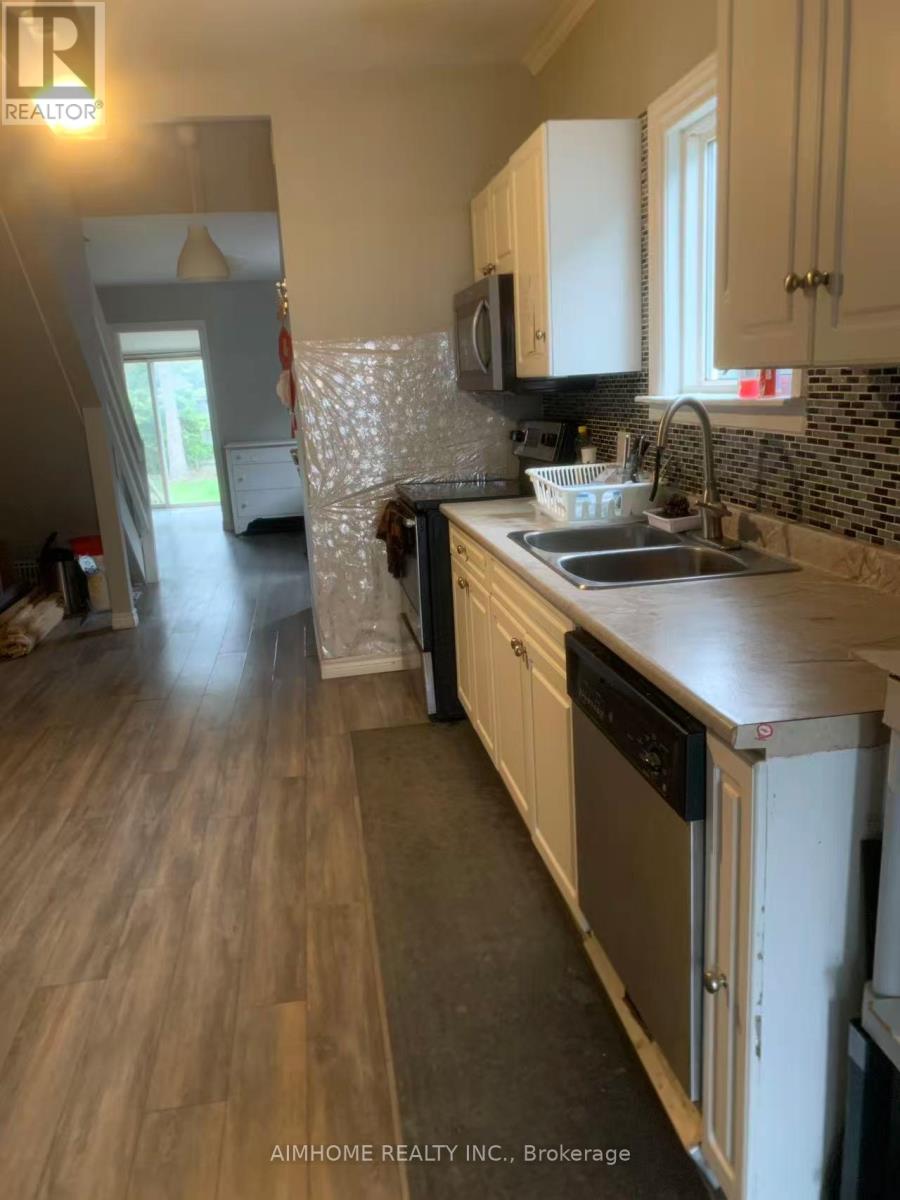 7 Rathgar Street, London East, Ontario  N5Z 1Y3 - Photo 3 - X12940564