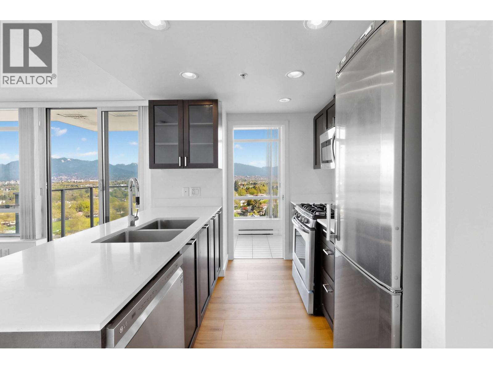 2102 4815 Eldorado Mews, Vancouver, British Columbia  V5R 0B2 - Photo 6 - R3115528