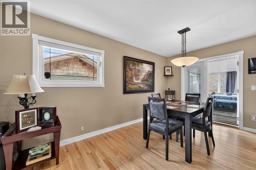 2023 Glenwood Drive SW, Calgary, Alberta  T3E 3Y7 - Photo 7 - A2305103