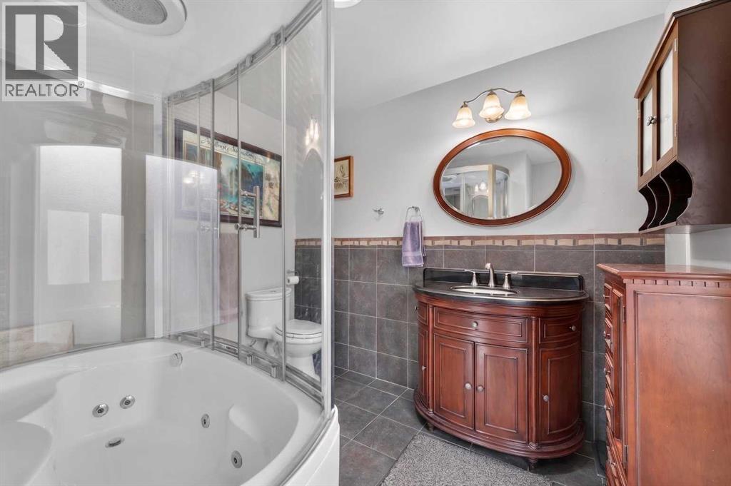 2023 Glenwood Drive SW, Calgary, Alberta  T3E 3Y7 - Photo 21 - A2305103