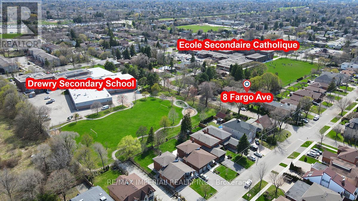 8 Fargo Avenue, Toronto, Ontario  M2M 1T9 - Photo 3 - C13045516