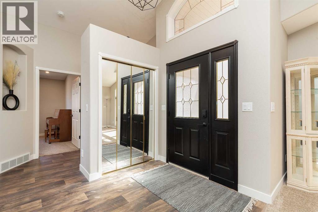 39 Fairmont Park Lane S, Lethbridge, Alberta  T1K 7H6 - Photo 2 - A2304274