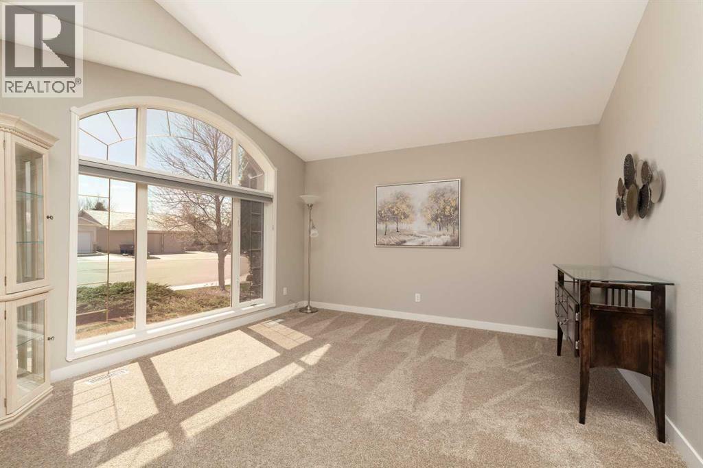 39 Fairmont Park Lane S, Lethbridge, Alberta  T1K 7H6 - Photo 3 - A2304274