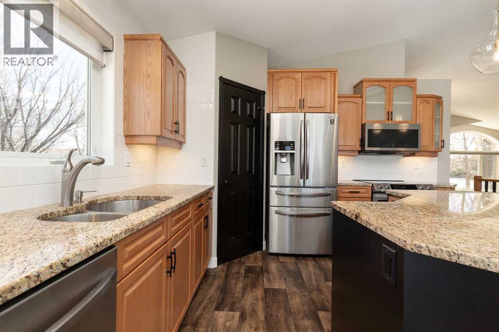 39 Fairmont Park Lane S, Lethbridge, Alberta  T1K 7H6 - Photo 9 - A2304274