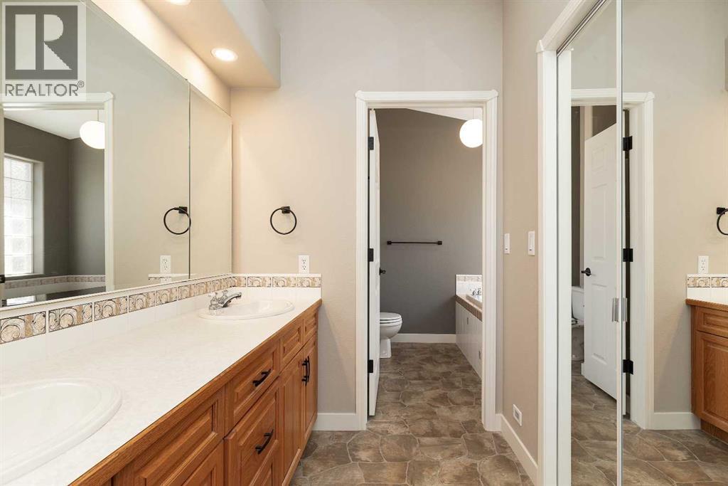 39 Fairmont Park Lane S, Lethbridge, Alberta  T1K 7H6 - Photo 15 - A2304274