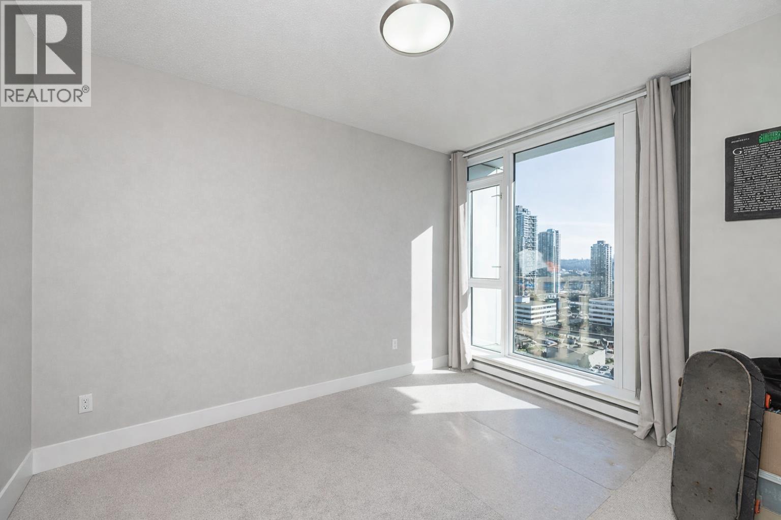 Listing Picture 15 of 37 : 1707 4189 HALIFAX STREET, Burnaby / 本拿比 - 魯藝地產 Yvonne Lu Group - MLS Medallion Club Member