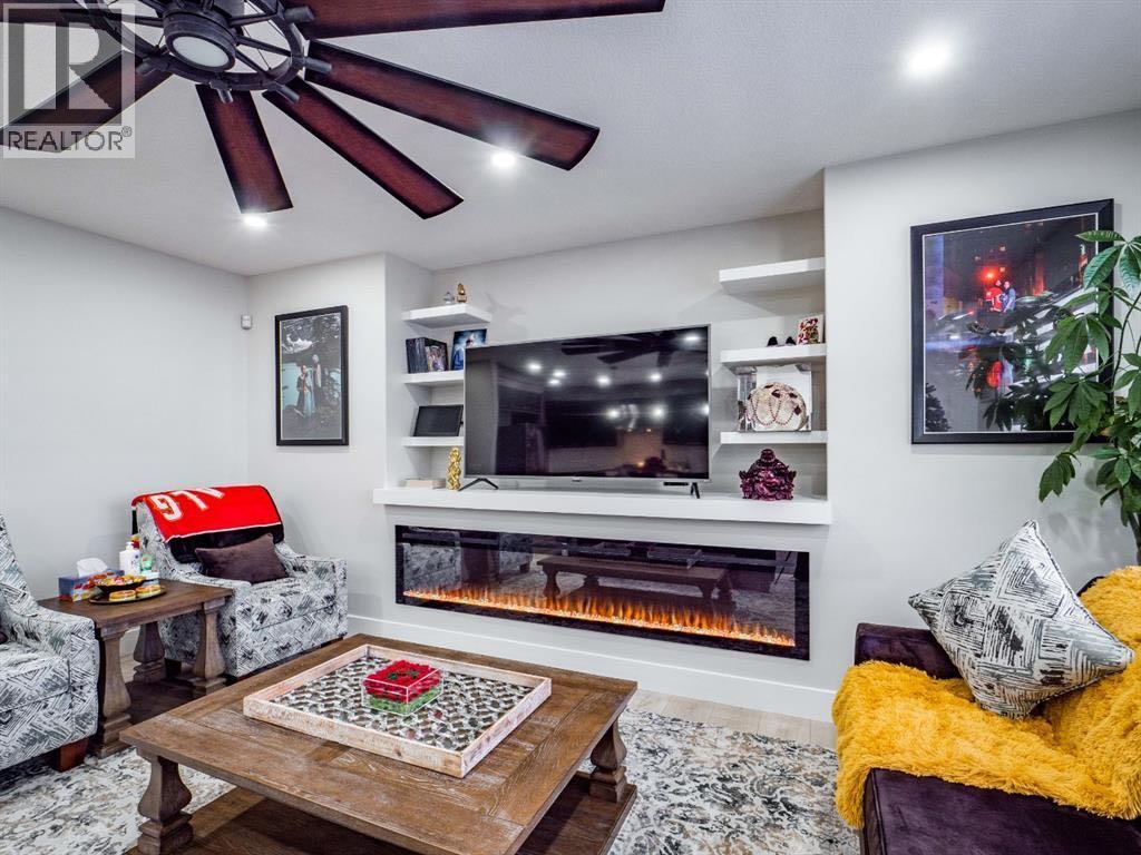 132 Belvedere Drive SE, Calgary, Alberta  T2A 7G1 - Photo 5 - A2290914