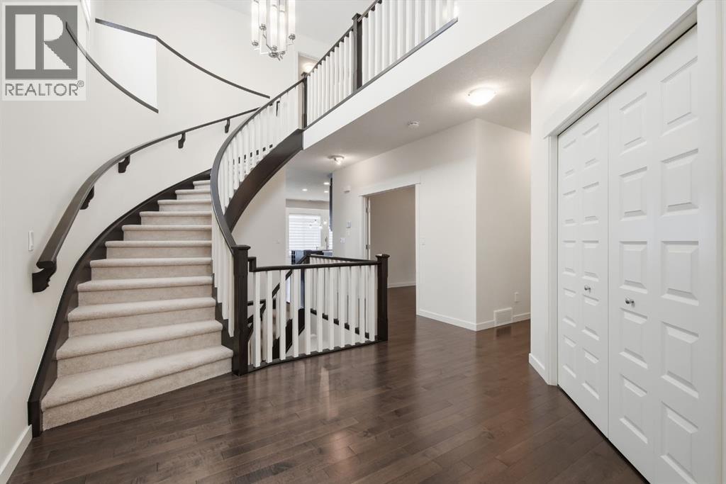 101 Evansborough Green Nw, Calgary, Alberta  T3P 0M8 - Photo 3 - A2294586