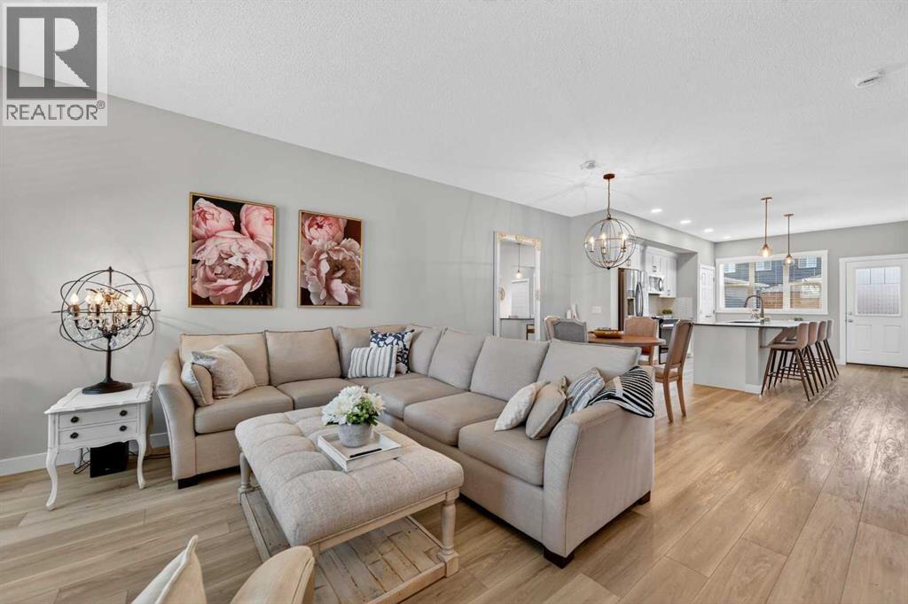 83 Midtown Crossing SW, Airdrie, Alberta  T4B 5H1 - Photo 4 - A2299051