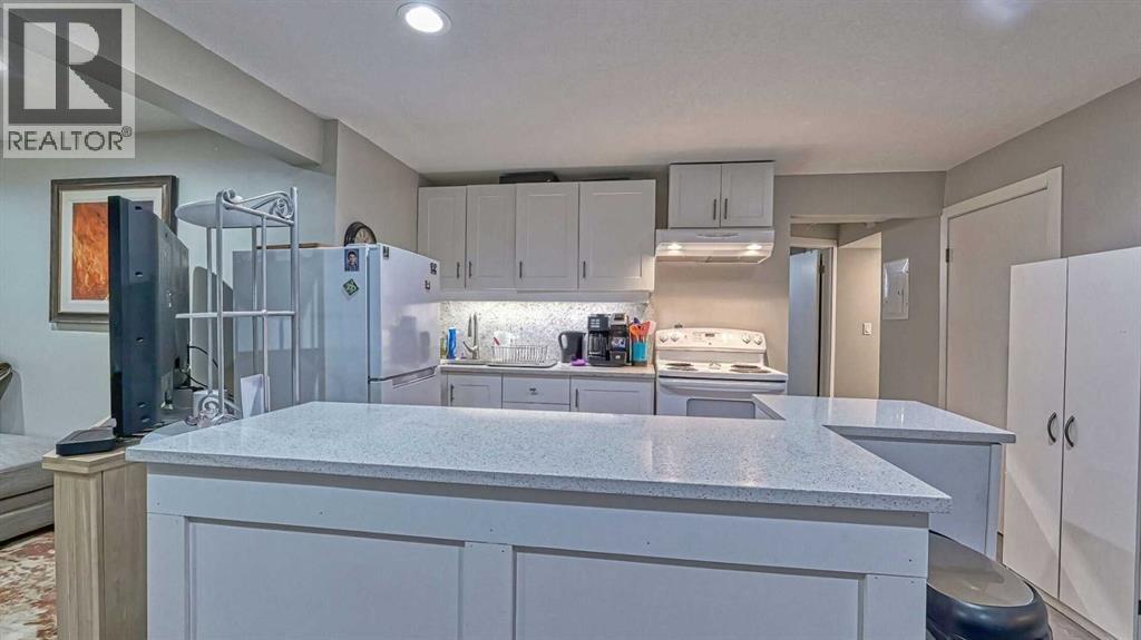 64 Midglen Drive SE, Calgary, Alberta  T2X 1G7 - Photo 24 - A2302754