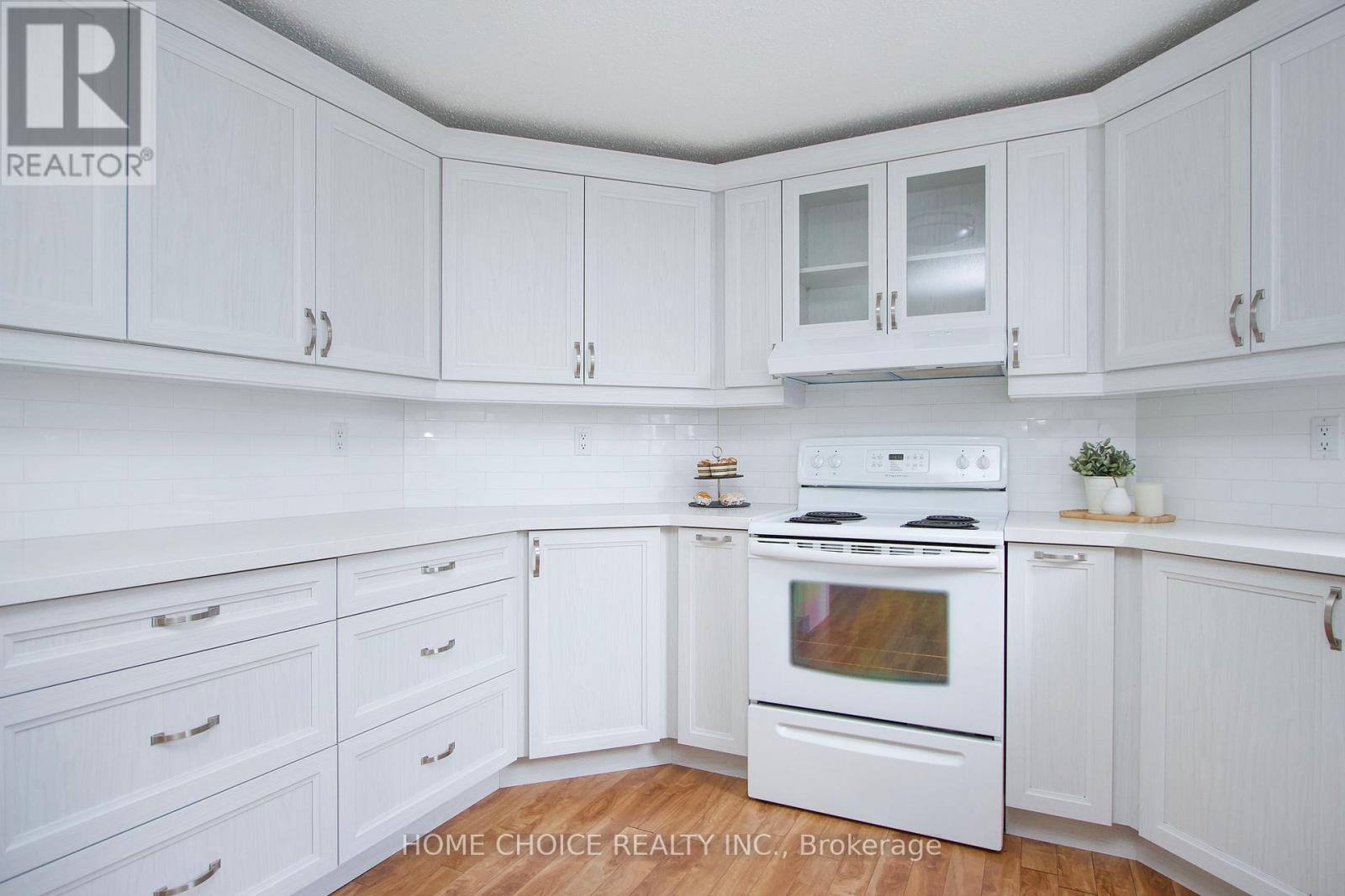 8 Loyalist Court, Clarington, Ontario  L1B 1A8 - Photo 16 - E13046006