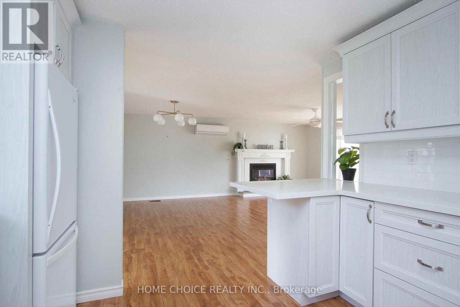 8 Loyalist Court, Clarington, Ontario  L1B 1A8 - Photo 19 - E13046006