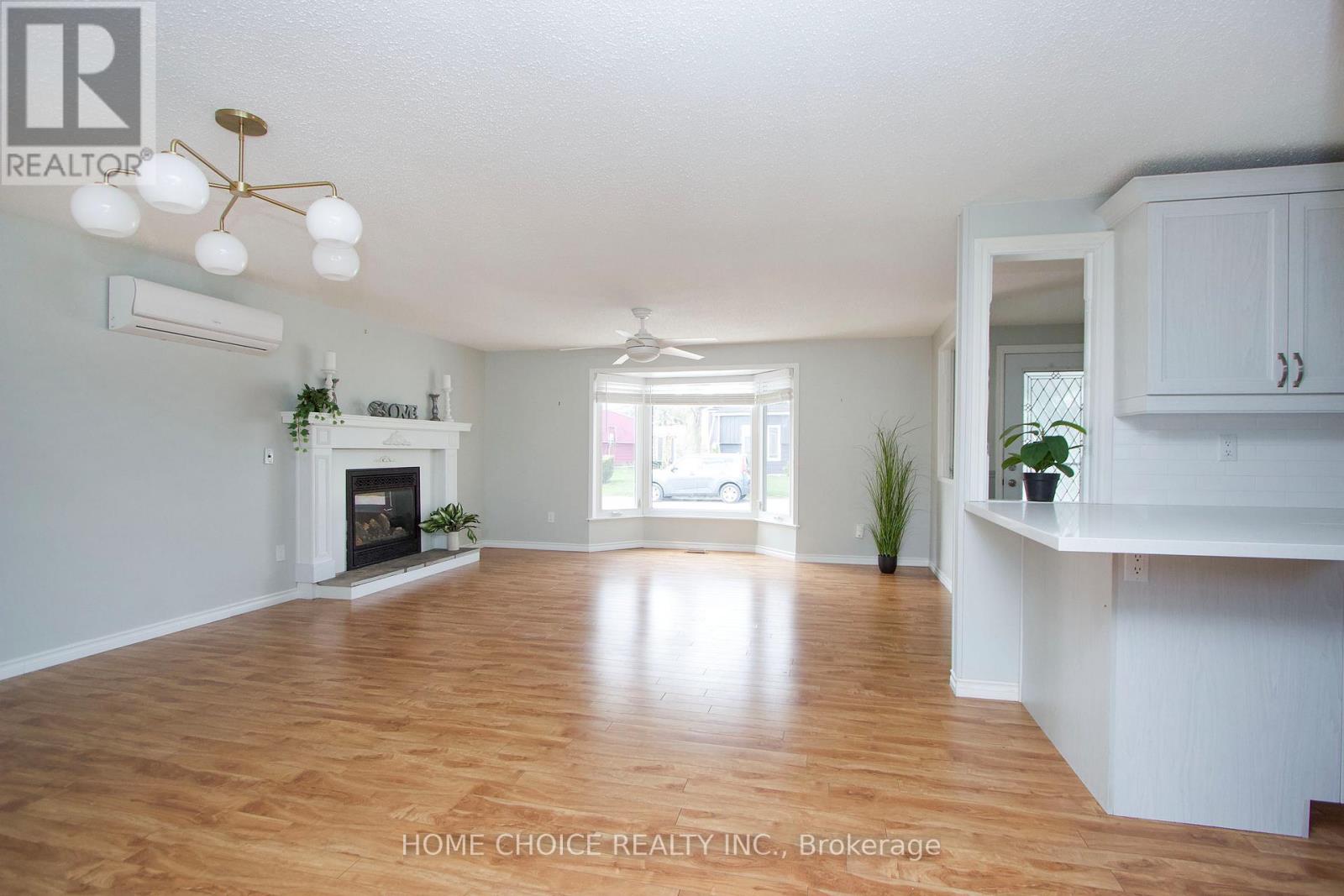 8 Loyalist Court, Clarington, Ontario  L1B 1A8 - Photo 20 - E13046006