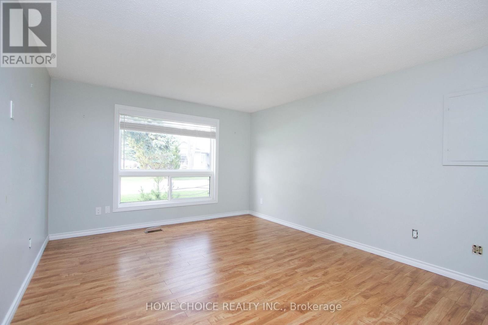 8 Loyalist Court, Clarington, Ontario  L1B 1A8 - Photo 23 - E13046006