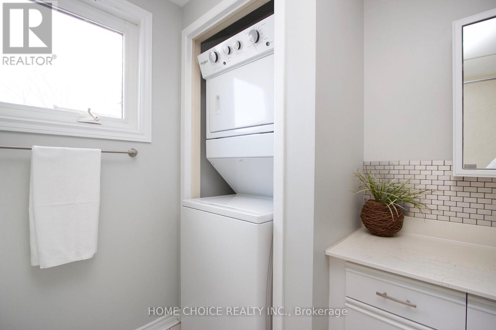 8 Loyalist Court, Clarington, Ontario  L1B 1A8 - Photo 27 - E13046006