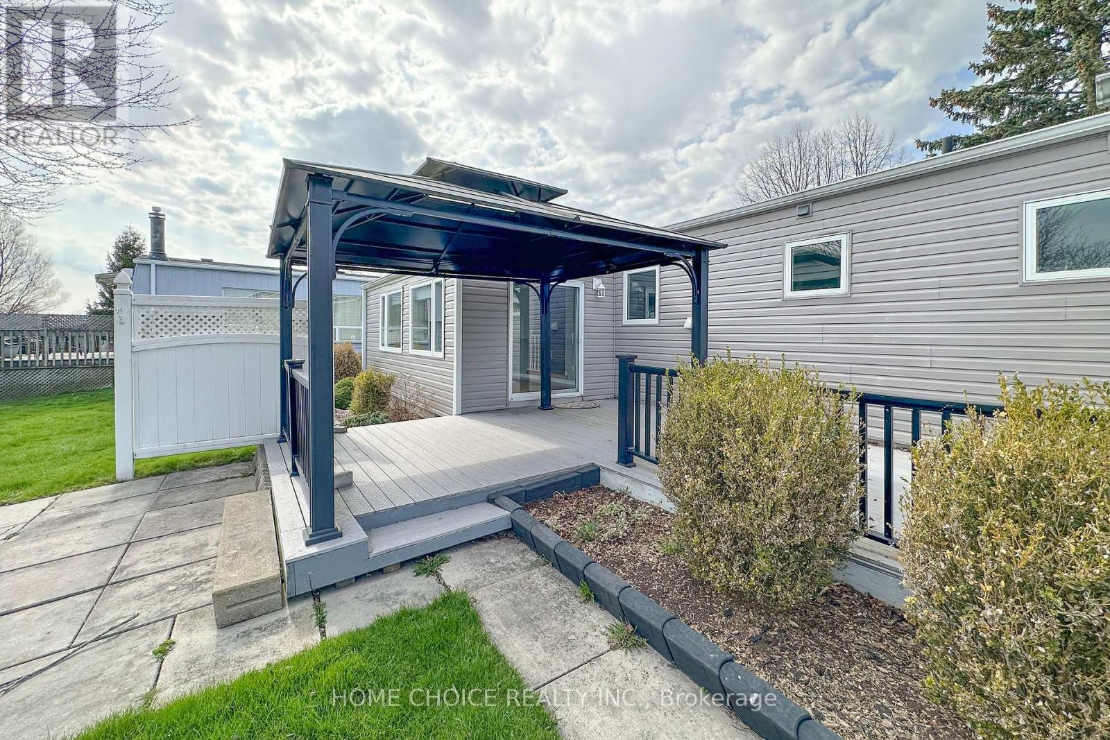 8 Loyalist Court, Clarington, Ontario  L1B 1A8 - Photo 31 - E13046006