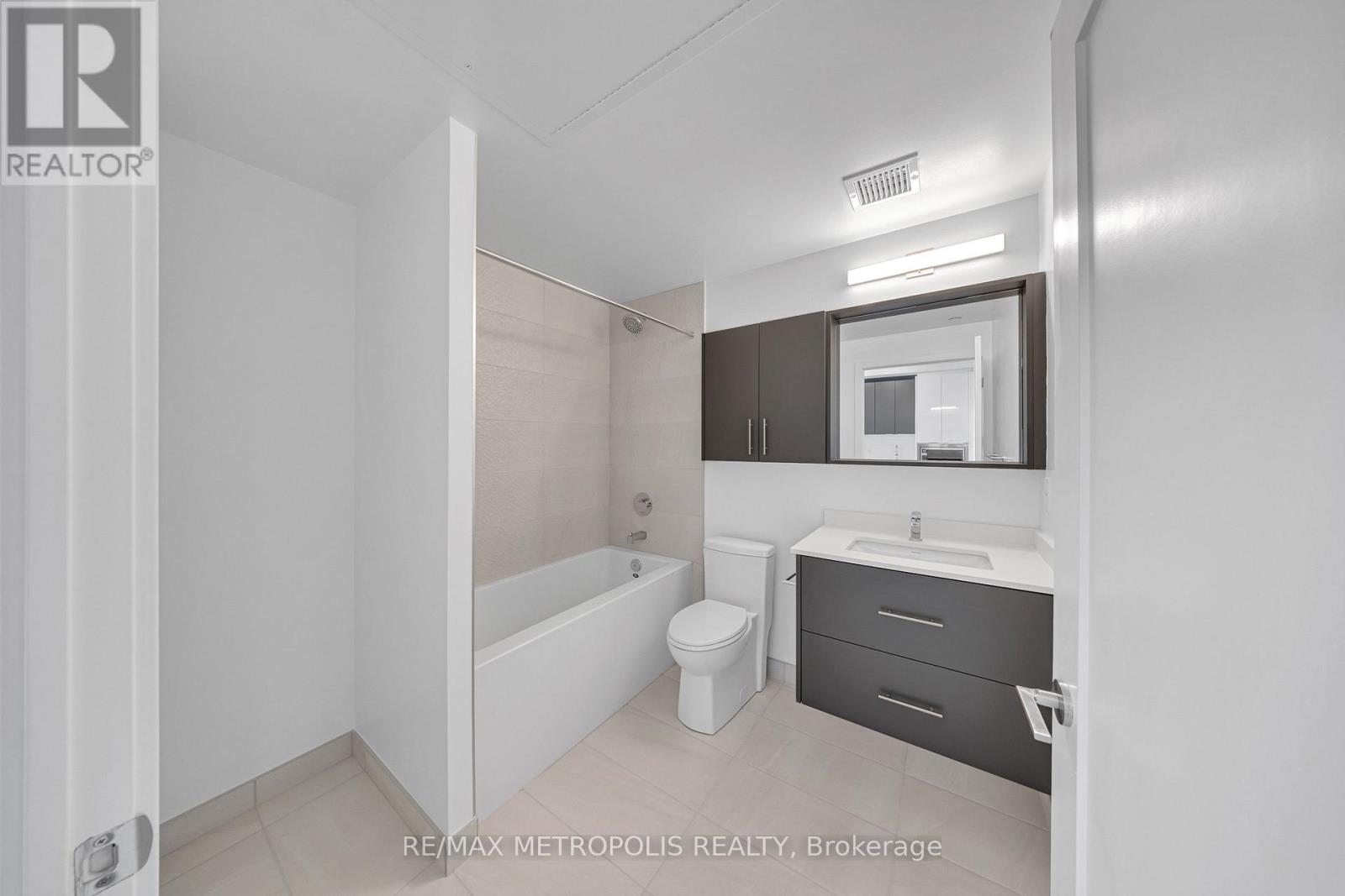 1507b - 9751 Markham Road, Markham, Ontario  L6E 0W3 - Photo 11 - N13046008