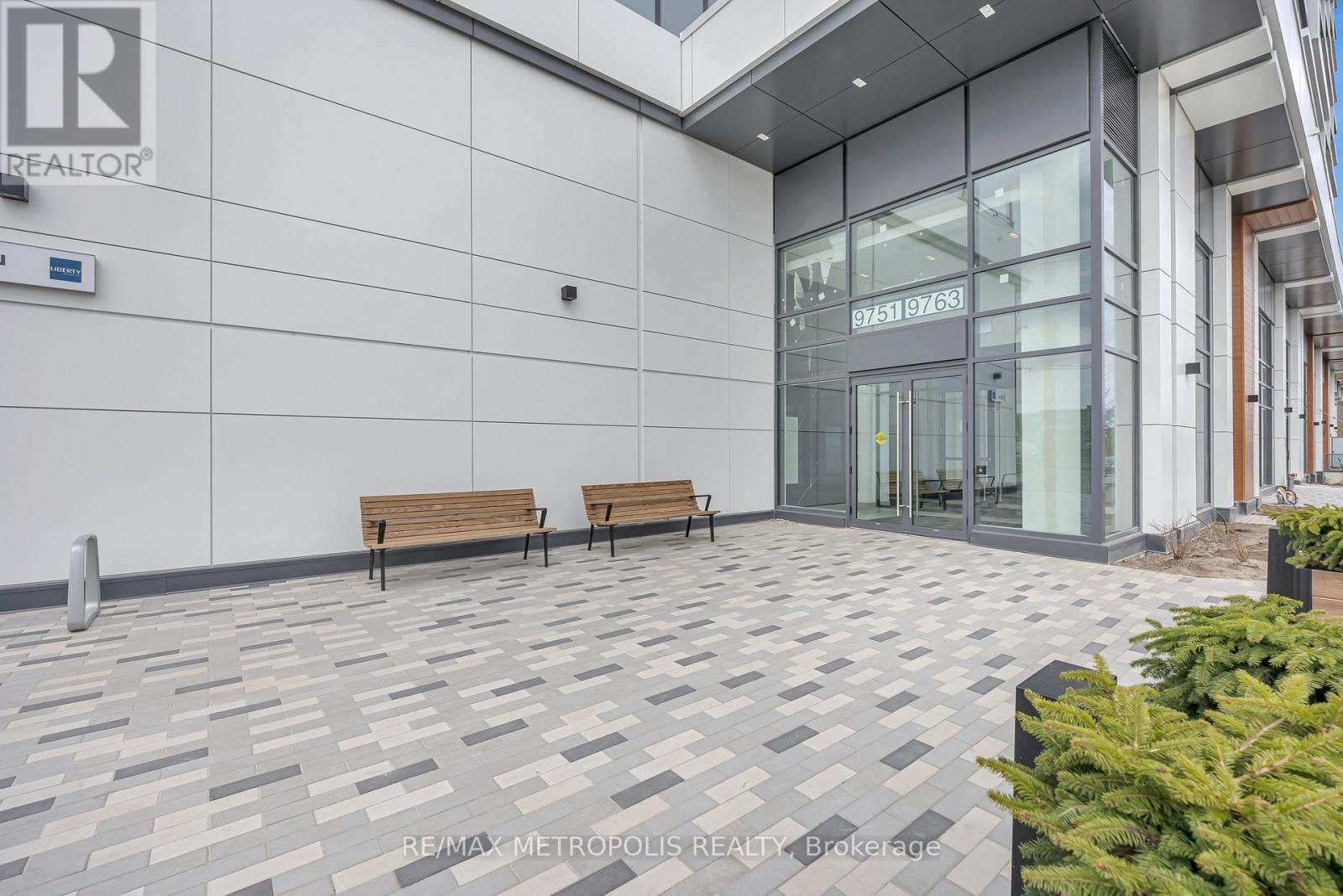 1507b - 9751 Markham Road, Markham, Ontario  L6E 0W3 - Photo 3 - N13046008