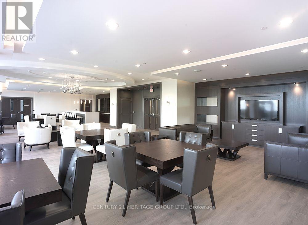 1926 - 7161 Yonge Street, Markham, Ontario  L3T 0C8 - Photo 13 - N13046024