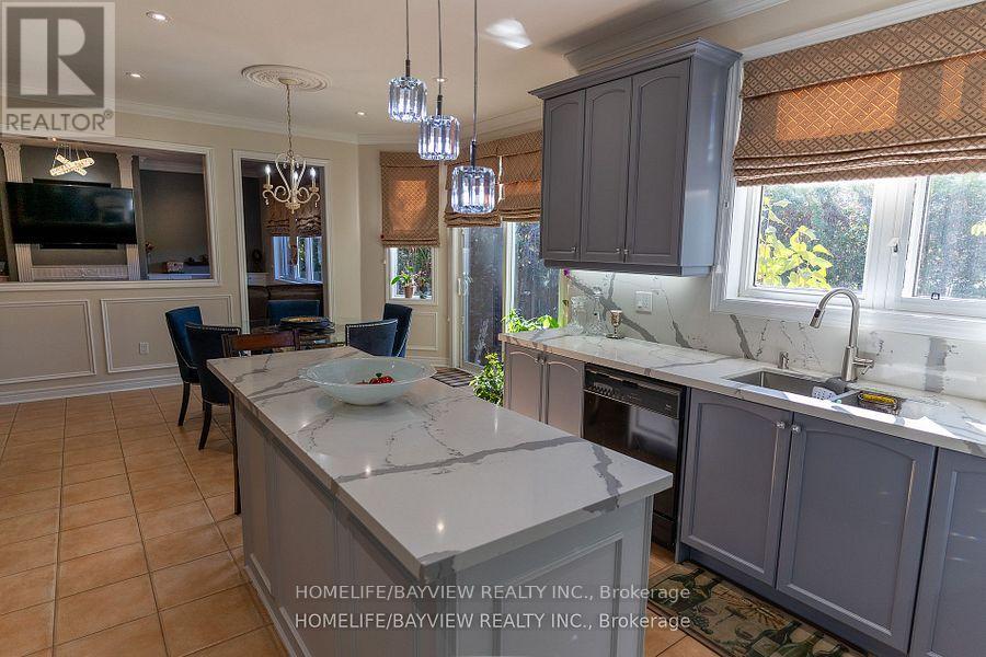 8 Pico Crescent, Vaughan, Ontario  L4J 8P4 - Photo 14 - N13046026