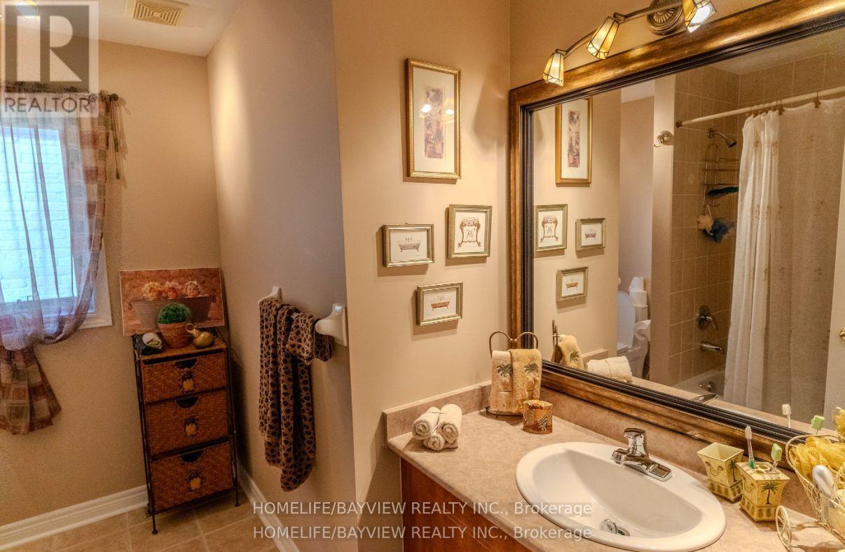 8 Pico Crescent, Vaughan, Ontario  L4J 8P4 - Photo 27 - N13046026