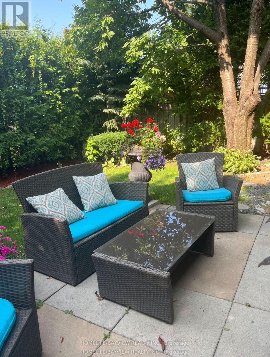 8 Pico Crescent, Vaughan, Ontario  L4J 8P4 - Photo 30 - N13046026