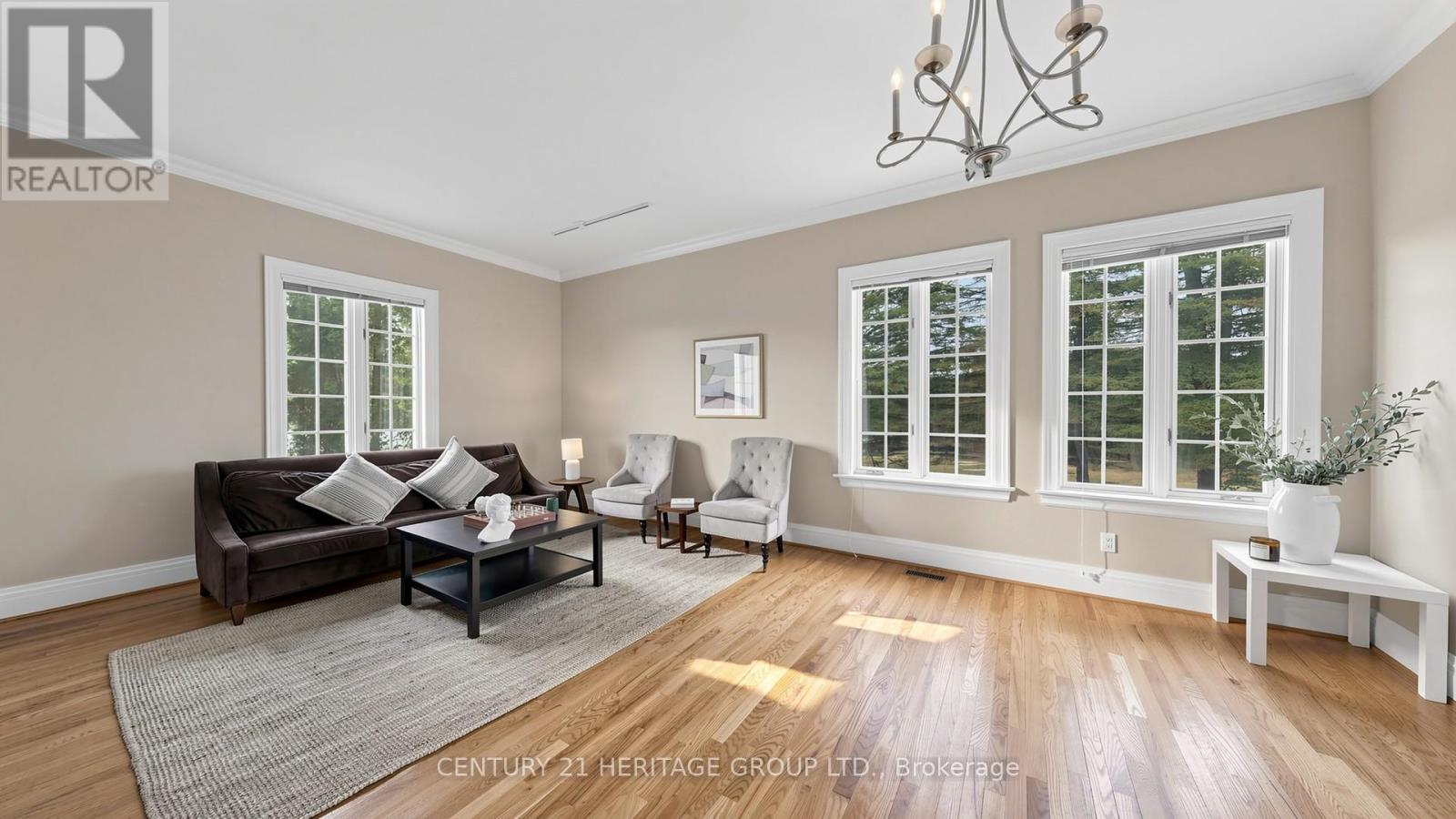 21455 Warden Avenue, East Gwillimbury, Ontario  L0G 1R0 - Photo 11 - N13046036