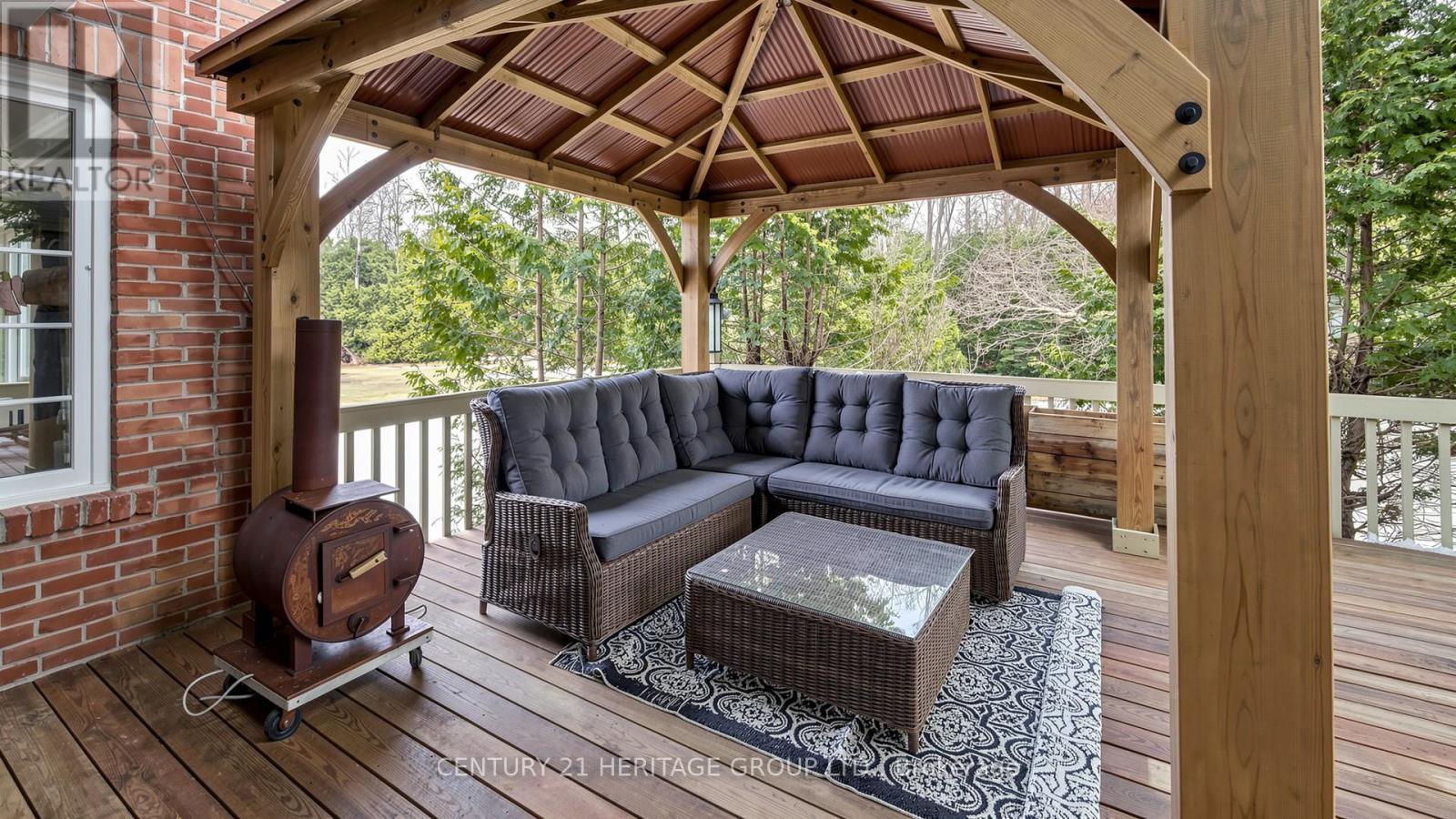 21455 Warden Avenue, East Gwillimbury, Ontario  L0G 1R0 - Photo 39 - N13046036