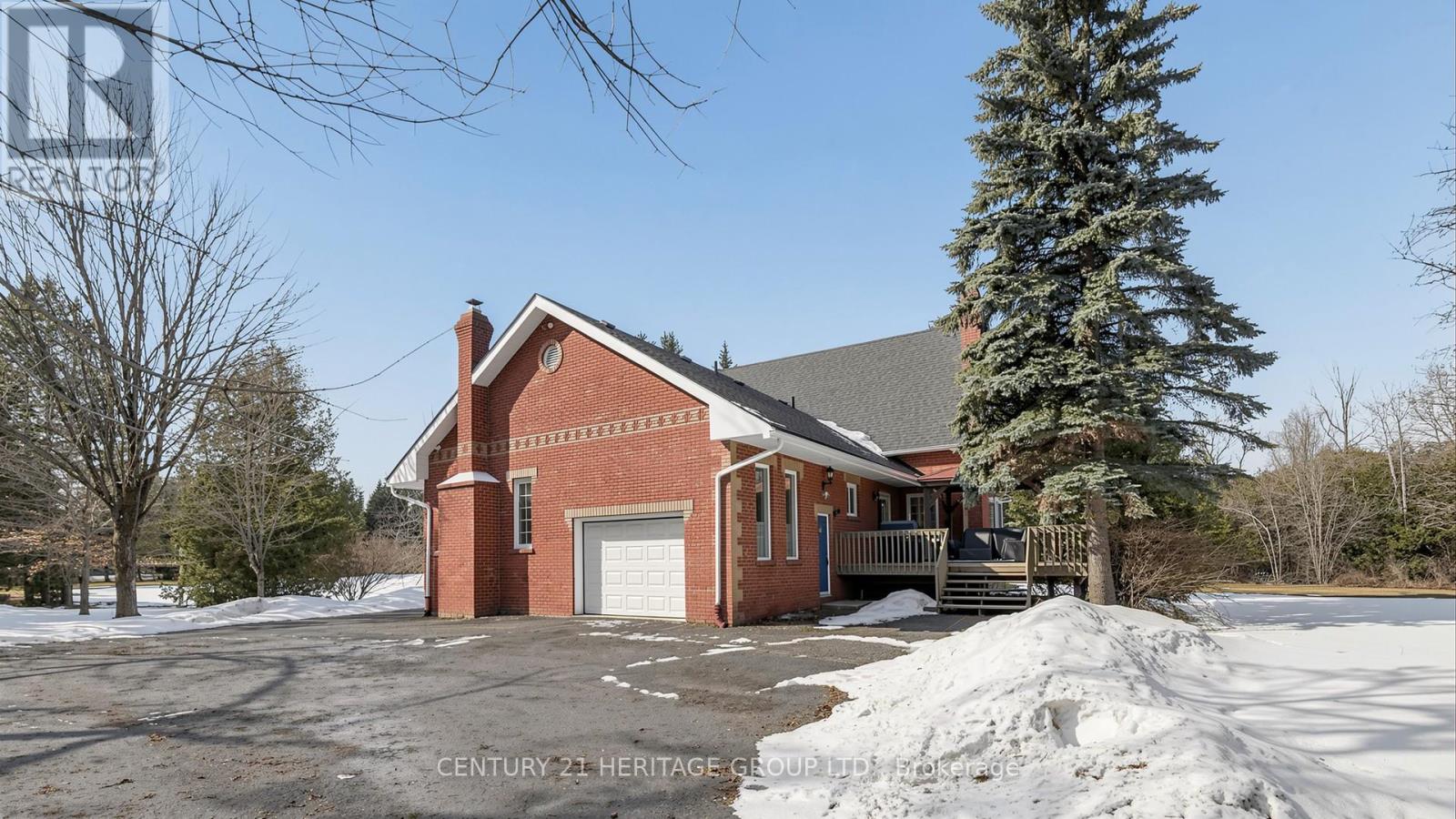 21455 Warden Avenue, East Gwillimbury, Ontario  L0G 1R0 - Photo 6 - N13046036