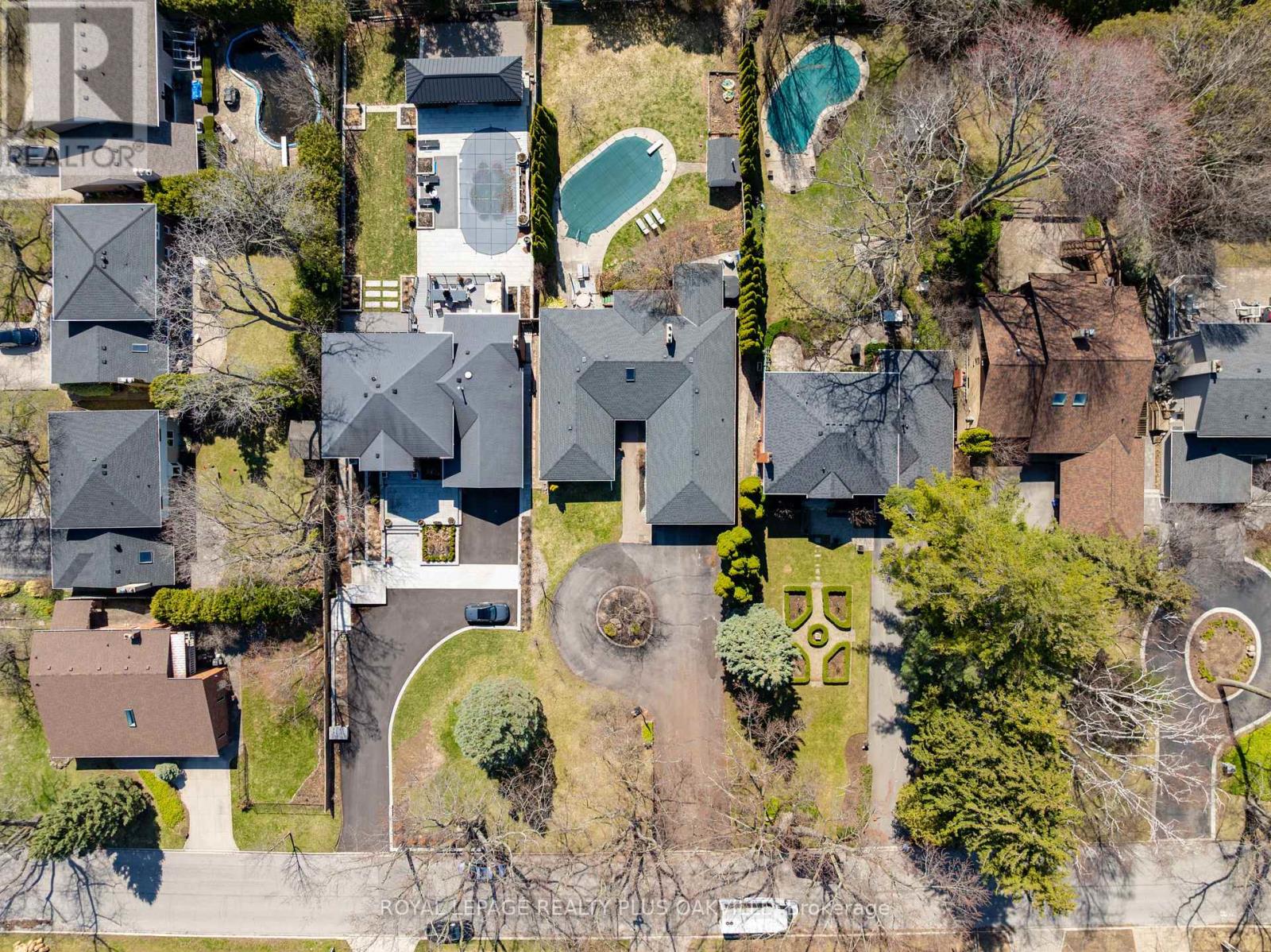 258 Shoreacres Road, Burlington, Ontario  L7L 2H4 - Photo 3 - W13045990