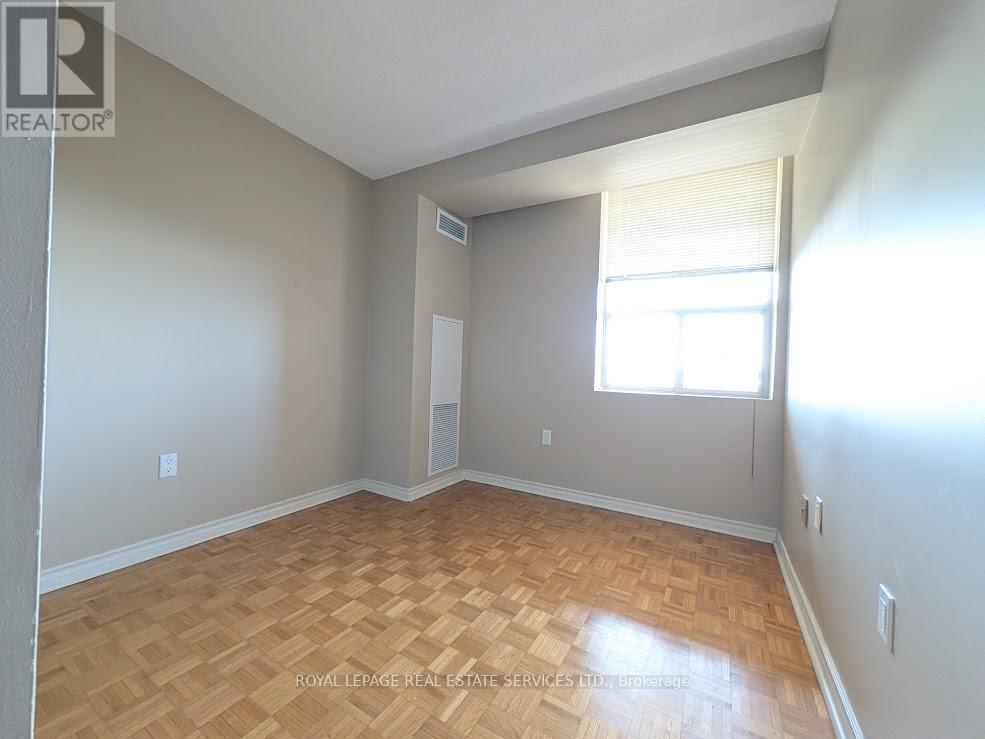 1510 - 3845 Lake Shore Boulevard W, Toronto, Ontario  M8W 4Y3 - Photo 15 - W13046012
