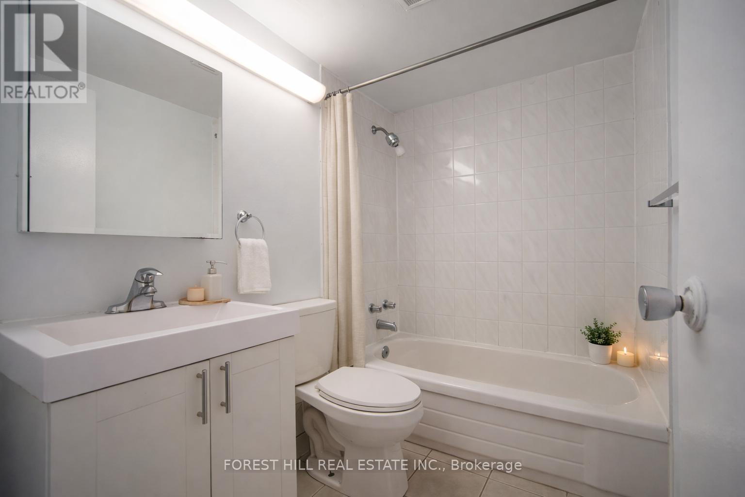 1804 - 470 Sentinel Road, Toronto, Ontario  M3J 1V6 - Photo 7 - W13046018