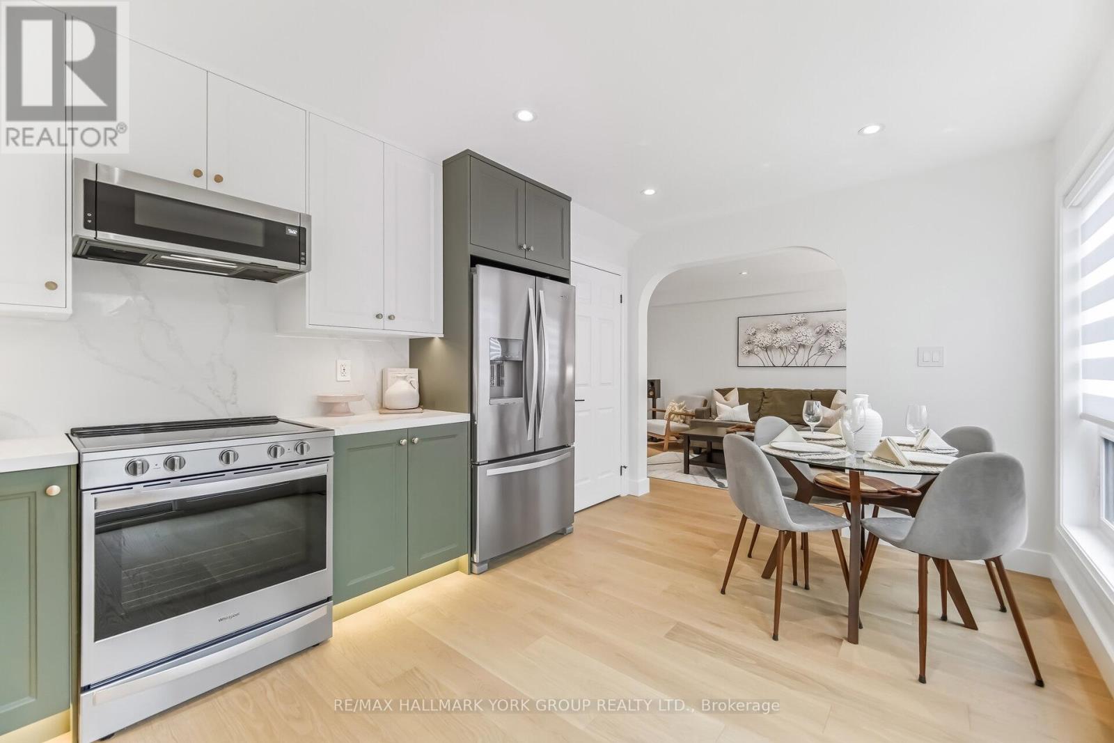 882 Mcduffe Crescent, Milton, Ontario  L9T 6M7 - Photo 6 - W13046022