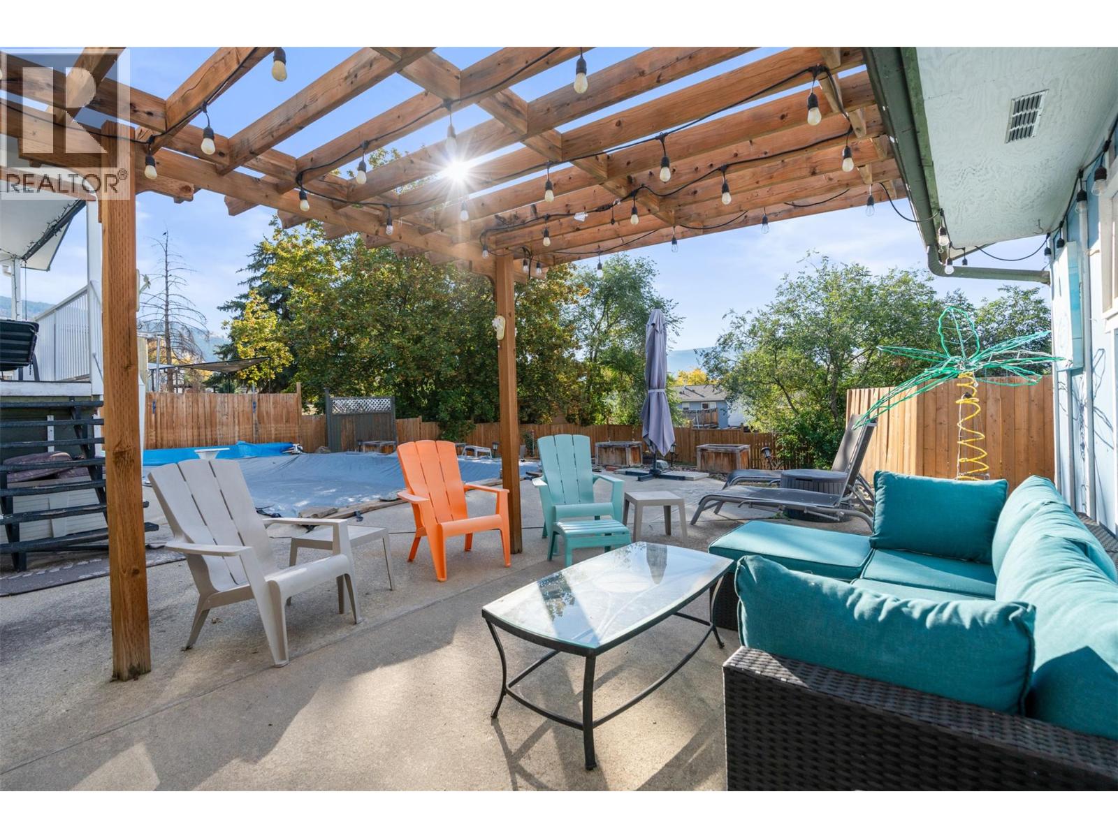 1400 30 Avenue, Vernon, British Columbia  V1T 1Z5 - Photo 36 - 10375405