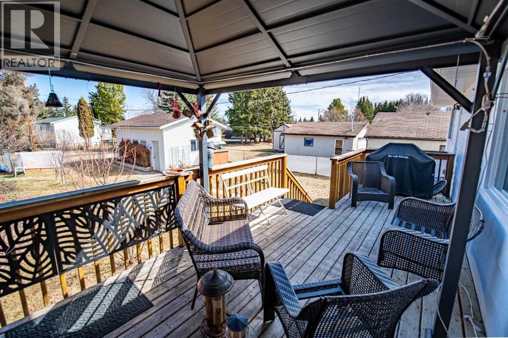 5116 54 Avenue, Eckville, Alberta  T0M 0X0 - Photo 30 - A2304745