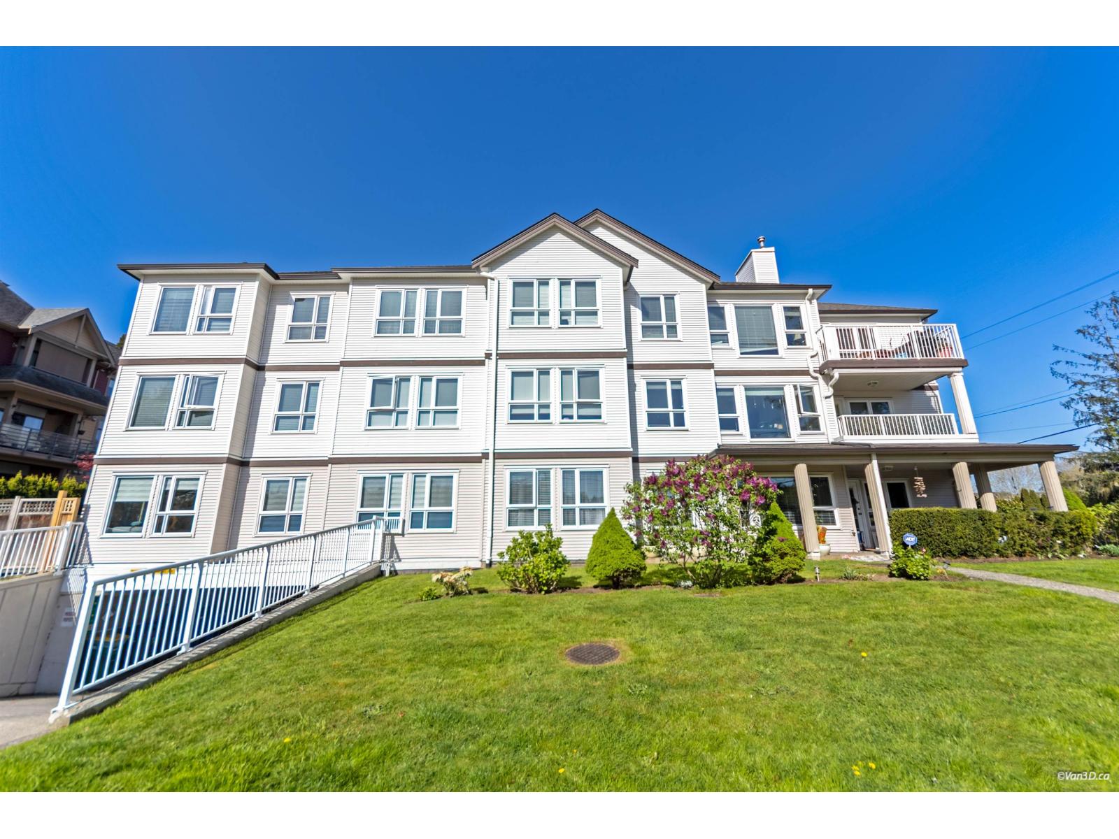 203 17740 58a Avenue, Surrey, British Columbia  V3S 8M5 - Photo 39 - R3114490