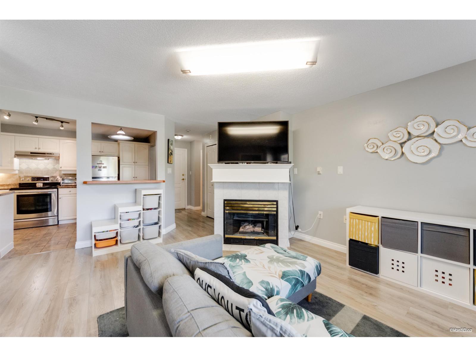 203 17740 58a Avenue, Surrey, British Columbia  V3S 8M5 - Photo 10 - R3114490