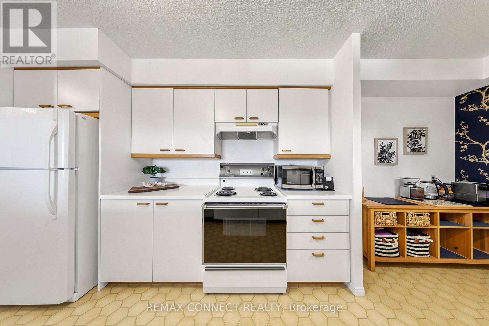 2106 - 100 Upper Madison Avenue, Toronto, Ontario  M2N 6M4 - Photo 15 - C13046070