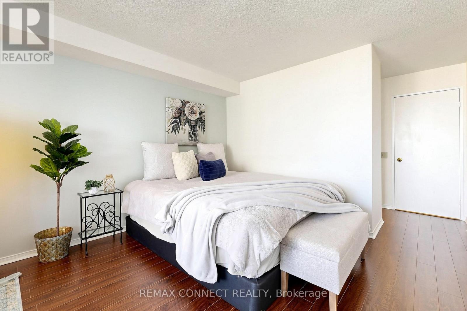 2106 - 100 Upper Madison Avenue, Toronto, Ontario  M2N 6M4 - Photo 20 - C13046070