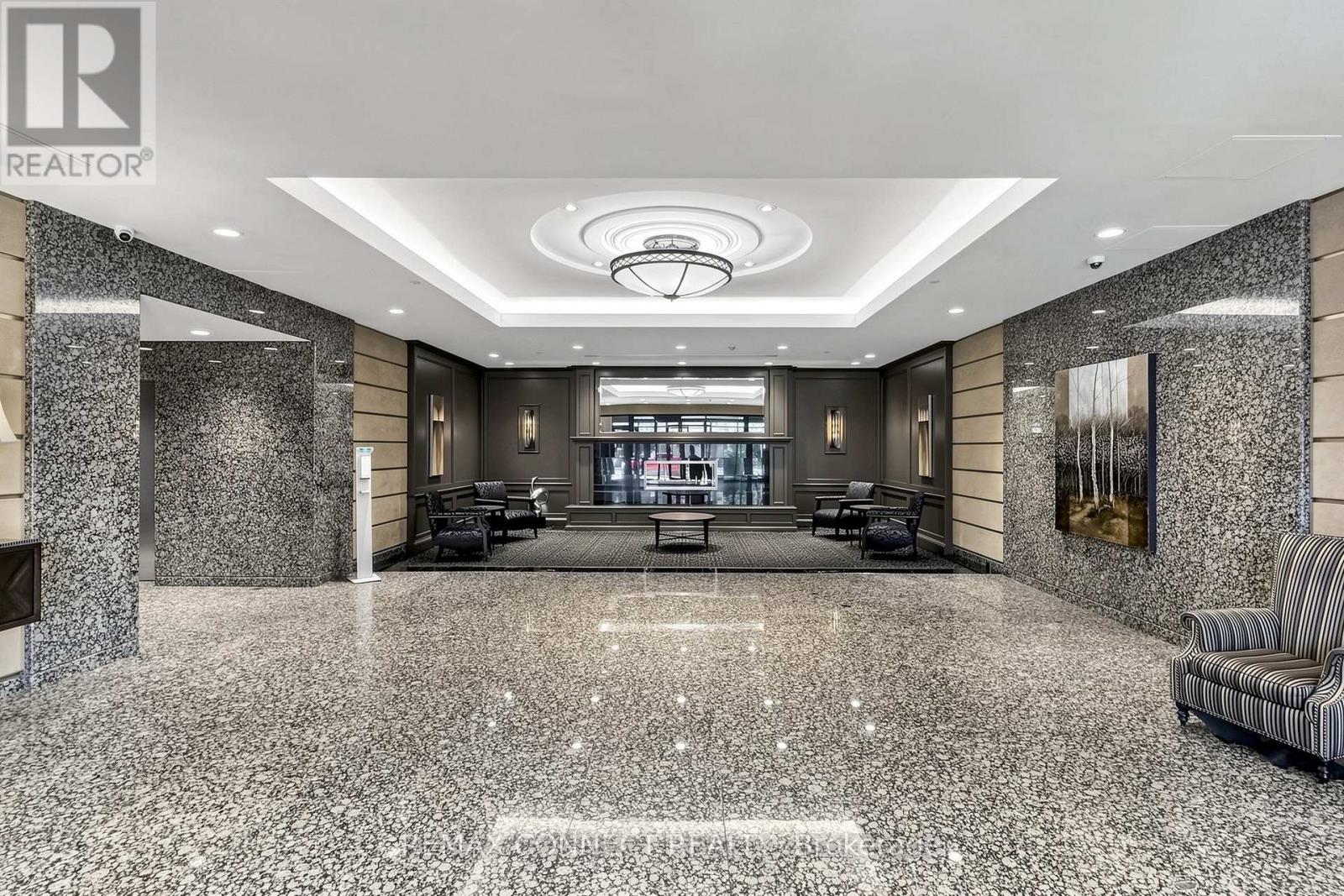 2106 - 100 Upper Madison Avenue, Toronto, Ontario  M2N 6M4 - Photo 3 - C13046070