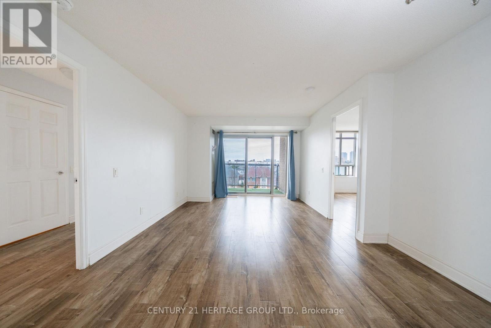 415 - 8 Mondeo Drive, Toronto, Ontario  M1P 5C7 - Photo 12 - E13046044