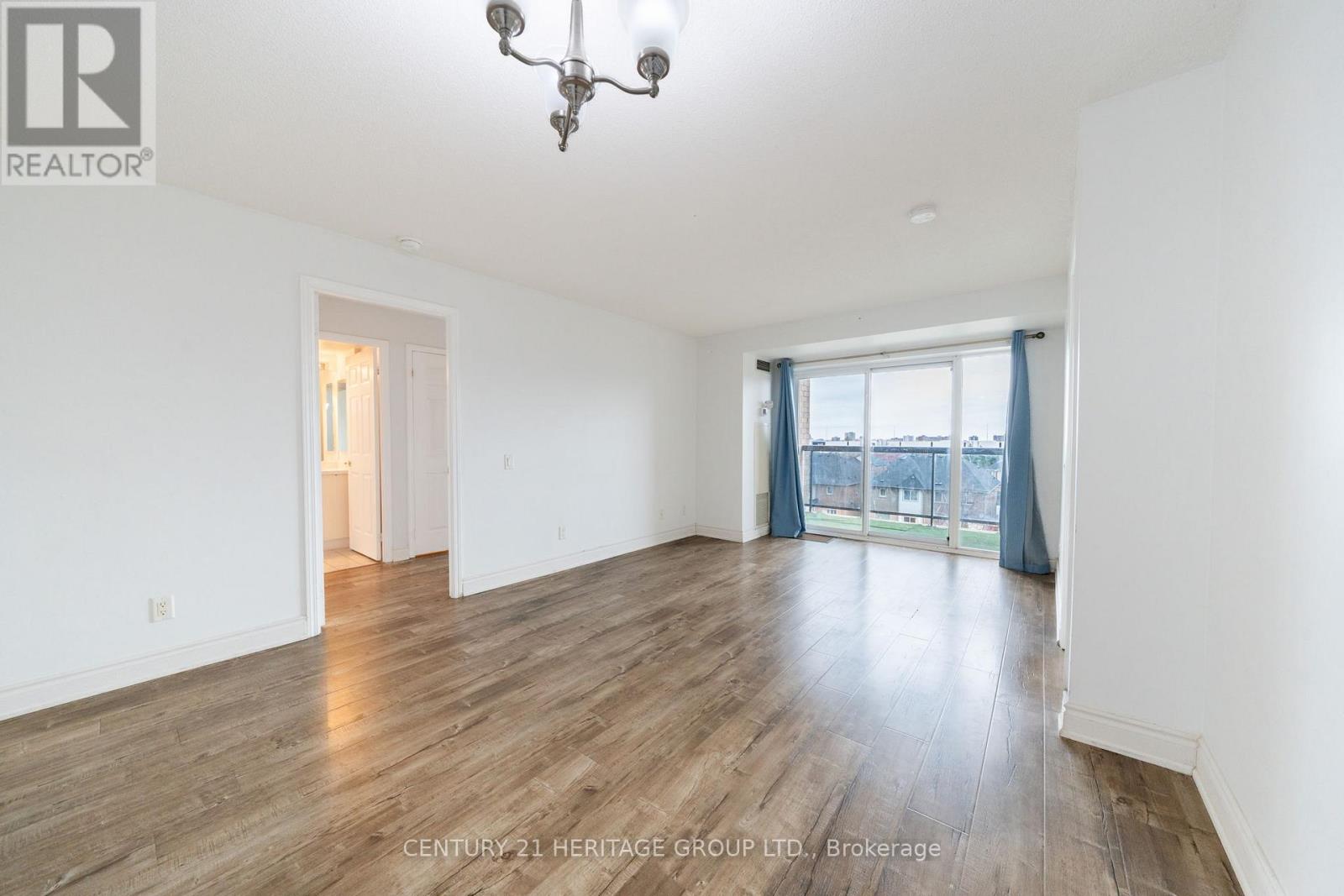 415 - 8 Mondeo Drive, Toronto, Ontario  M1P 5C7 - Photo 13 - E13046044