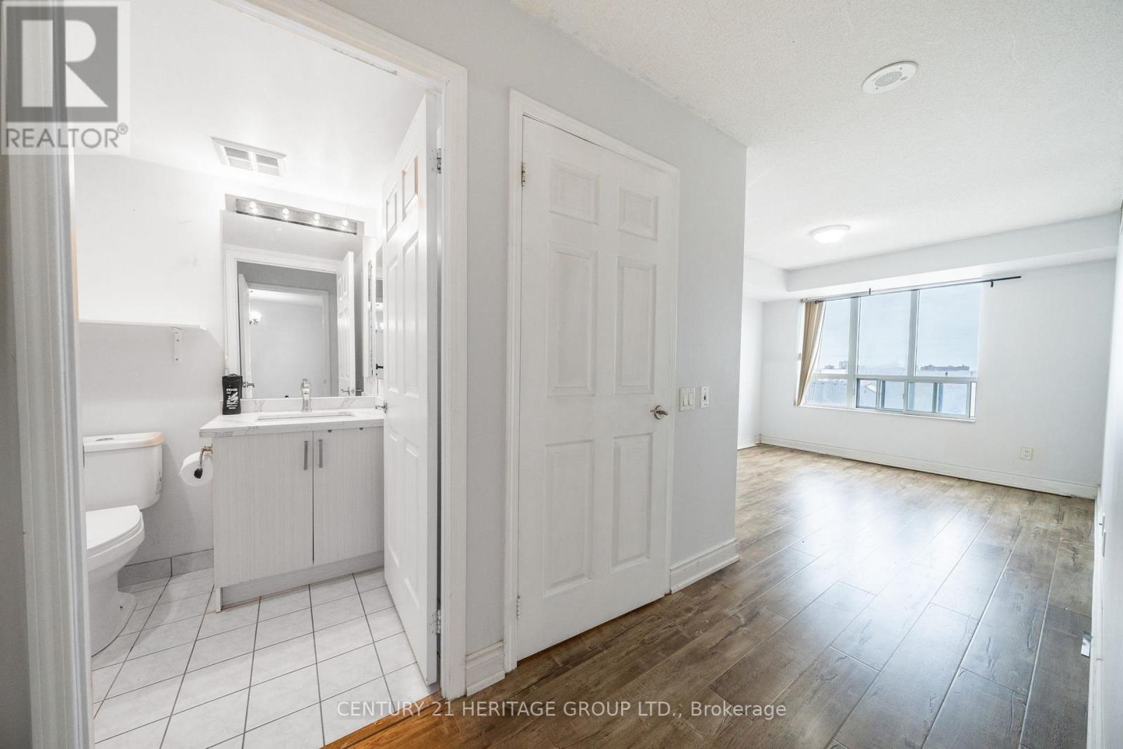 415 - 8 Mondeo Drive, Toronto, Ontario  M1P 5C7 - Photo 18 - E13046044