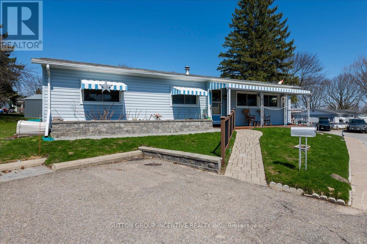 2 Mimosa Crescent, Innisfil, Ontario  L9S 1P7 - Photo 2 - N13046048