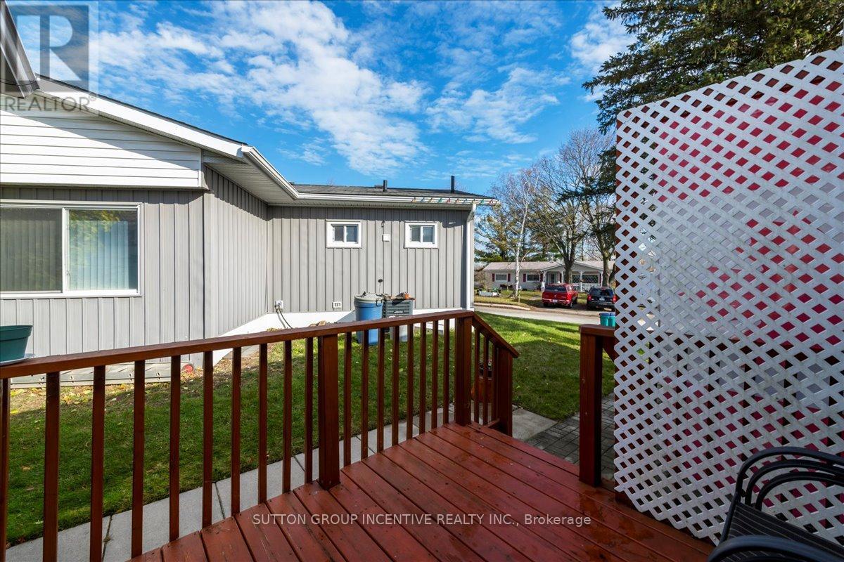 2 Mimosa Crescent, Innisfil, Ontario  L9S 1P7 - Photo 27 - N13046048