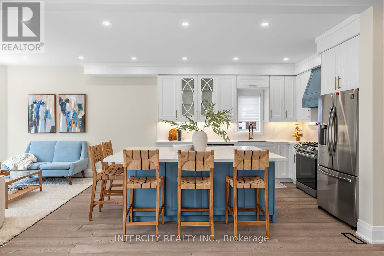 75 CANOE COURT, Richmond Hill, Ontario