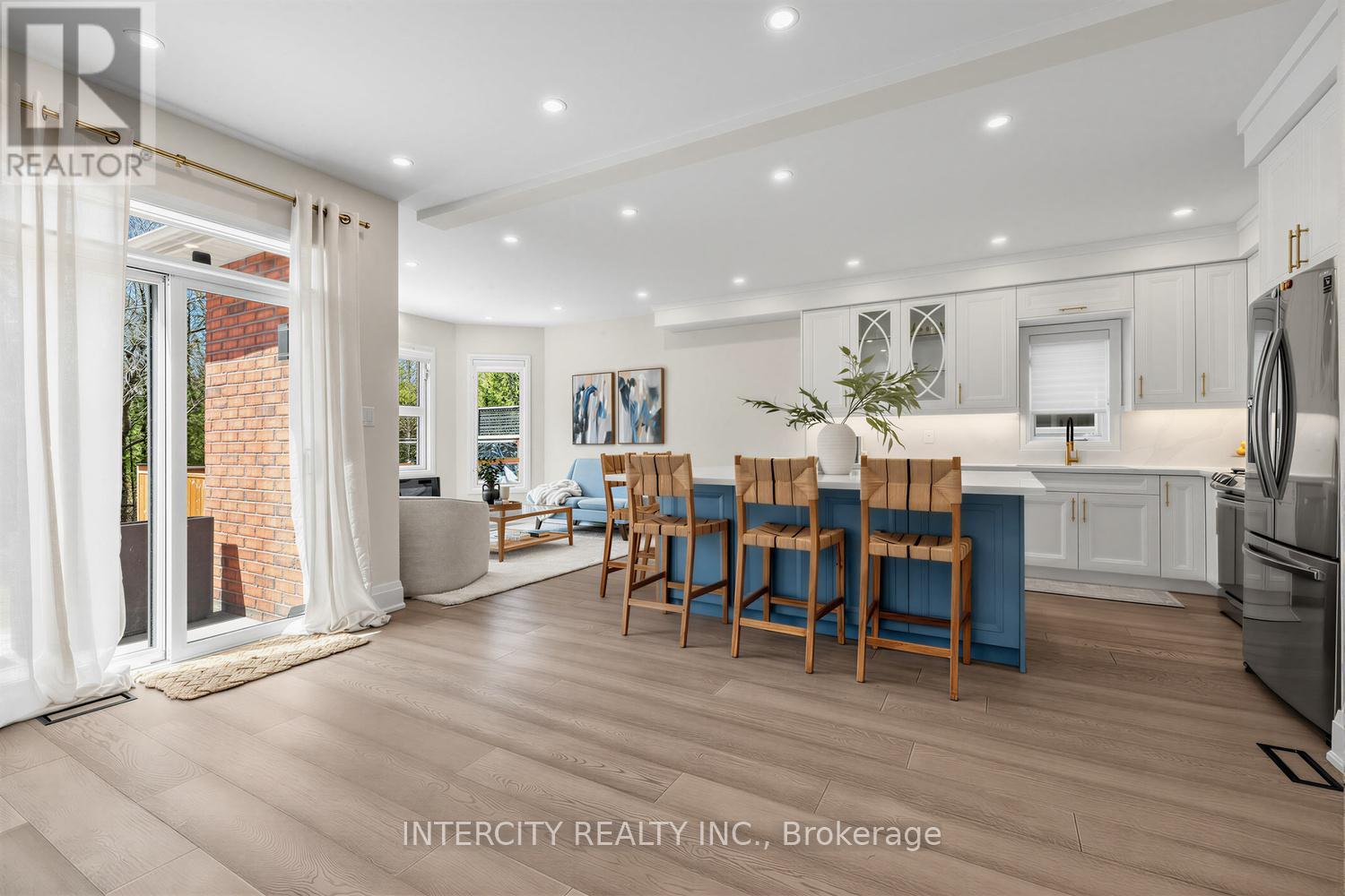 75 Canoe Court, Richmond Hill, Ontario  L4E 3Y2 - Photo 10 - N13046064